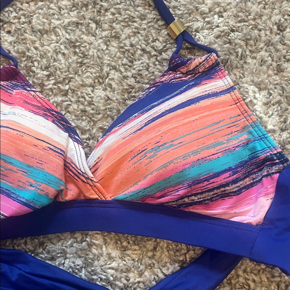 LIZ CLAIBORNE bikini top size 6